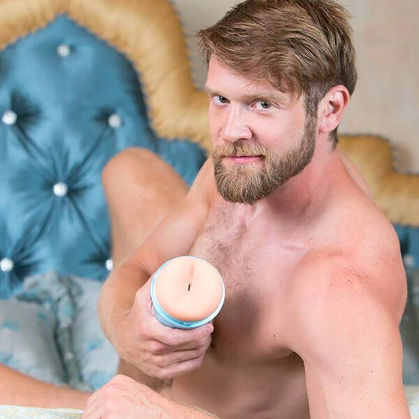 Fleshjack Boys – Colby Keller Lumberjack Masturbator - Afbeelding 5